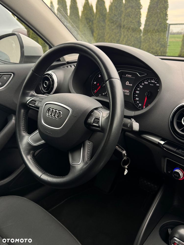 Audi A3 Limousine 2.0 TDI clean diesel Ambiente S tronic - 12