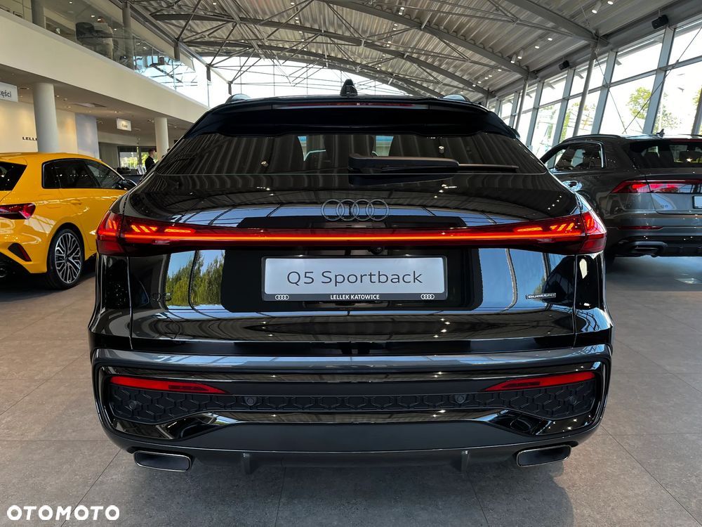 Audi Q5 Sportback TFSI mHEV 150 kW Quattro S tronic - 8