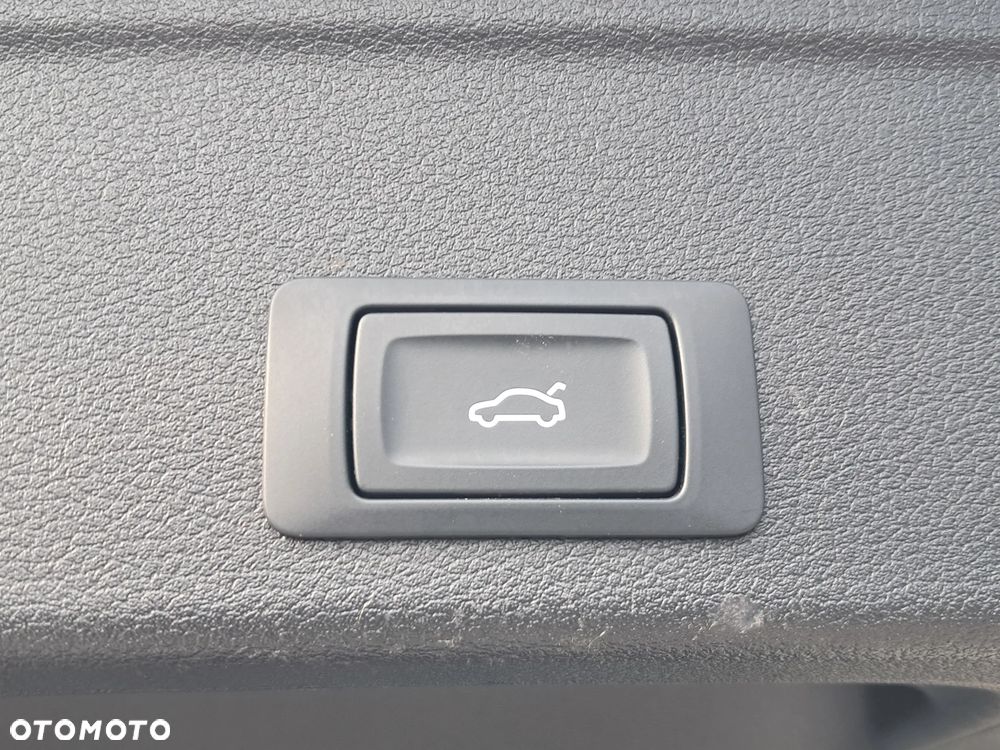 Audi A4 Avant 2.0 TDI S tronic sport - 29