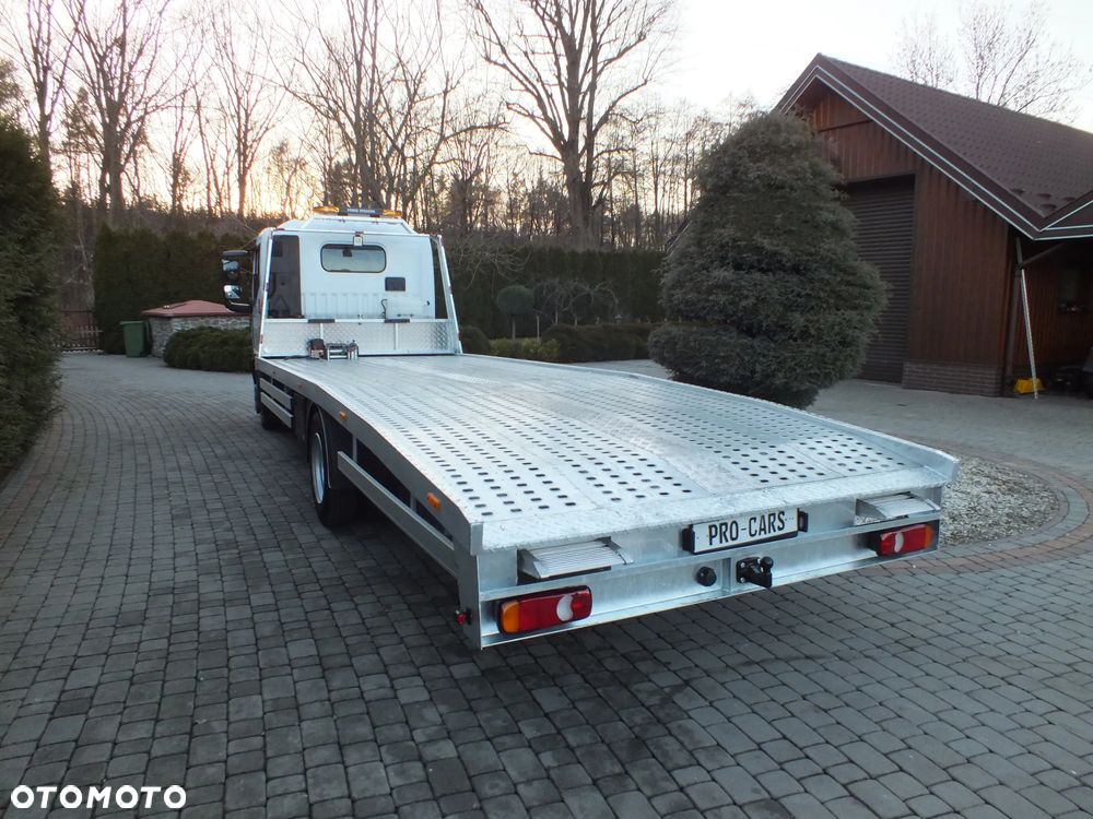 Renault - 13
