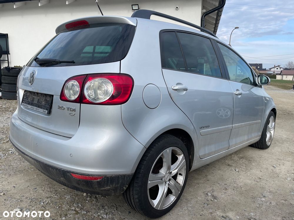 Volkswagen Golf Plus 2.0 TDI DPF United - 10