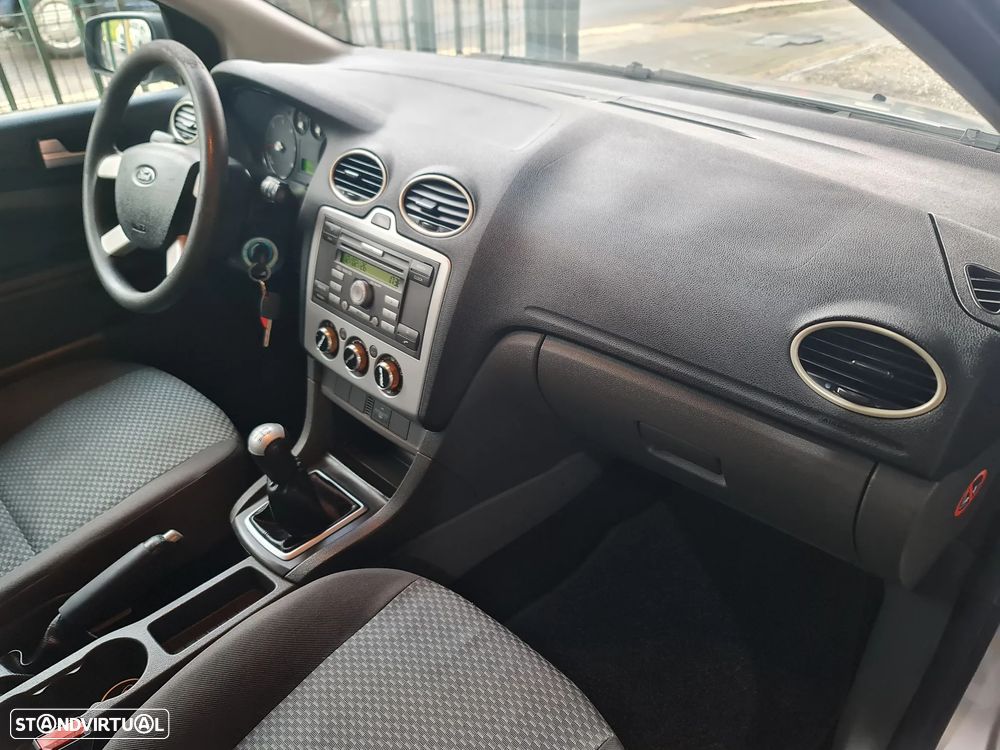 Ford Focus SW 1.6 TDCi Sport - 10