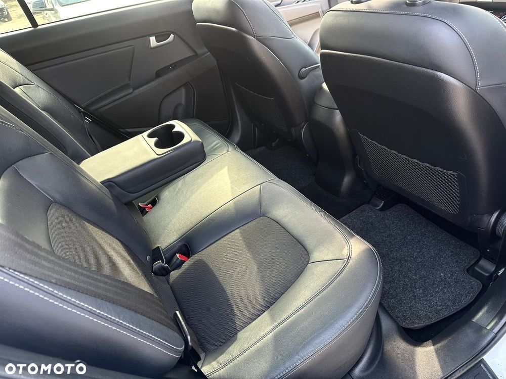 Kia Sportage 1.6 GDI 2WD ISG Dream-Team Edition - 19