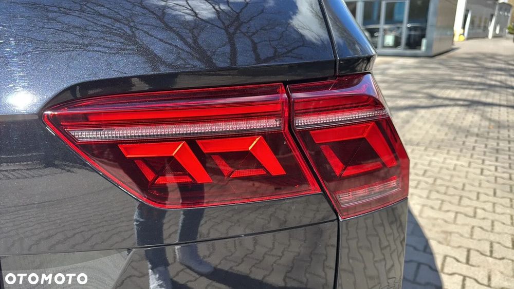 Volkswagen Tiguan - 12