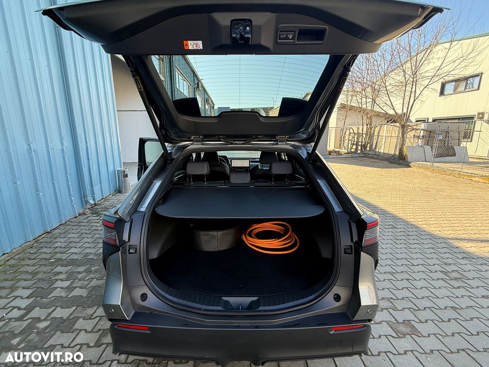 Toyota BZ4X 160 KW AWD (4x4) Luxury - 18