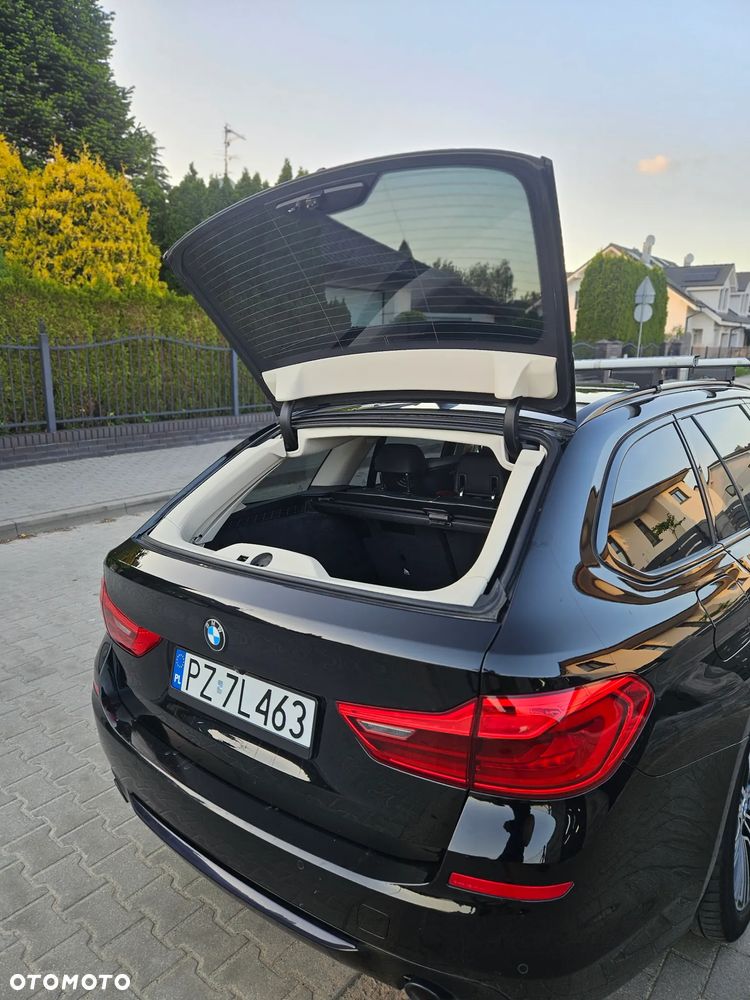 BMW Seria 5 520d Sport Line sport - 11