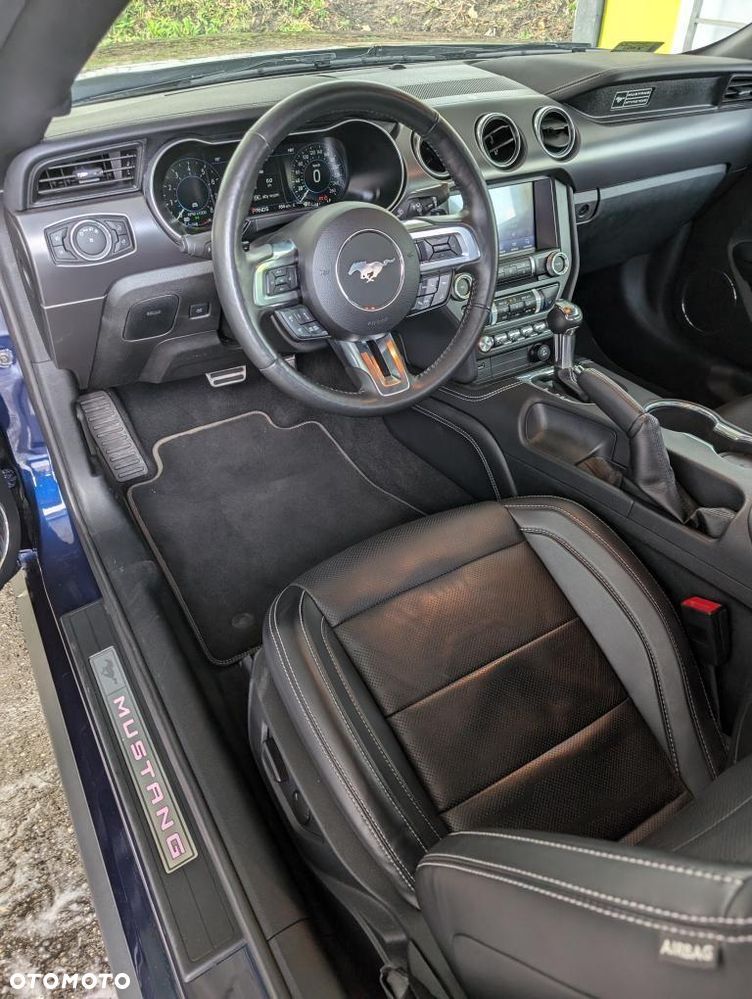 Ford Mustang - 9