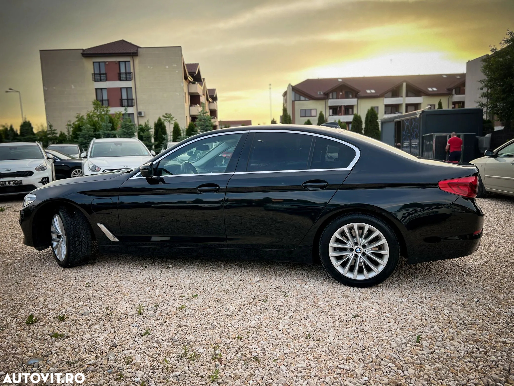 BMW Seria 5 530e AT PHEV - 5