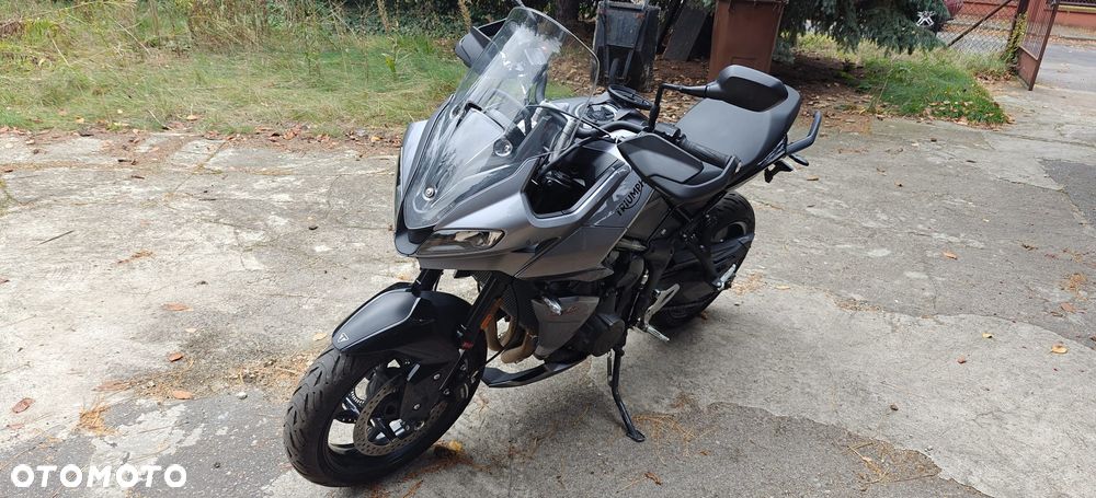 Triumph Tiger - 12
