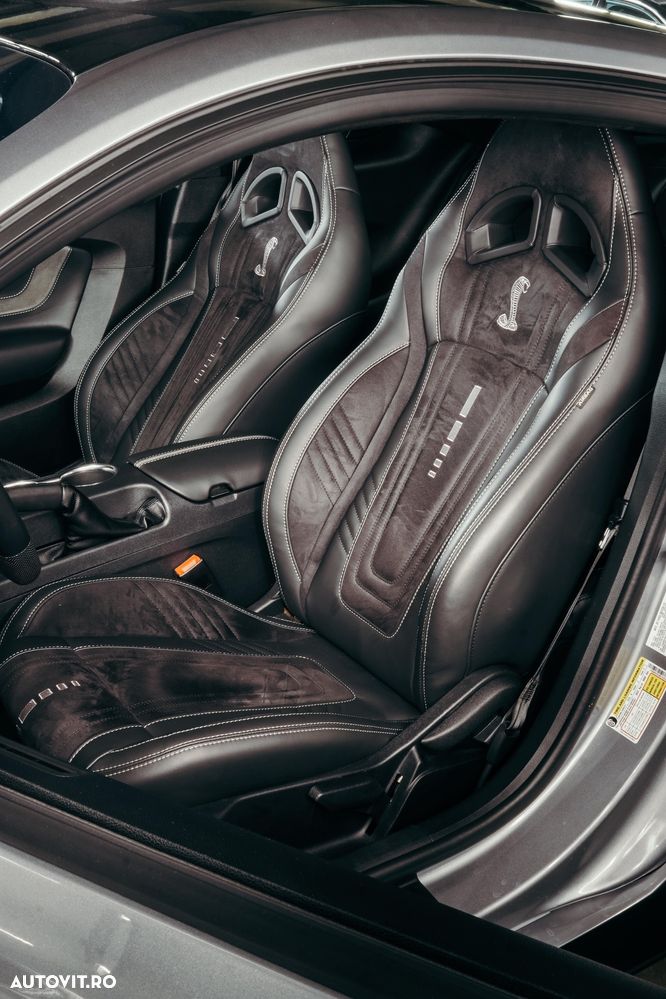 Ford Mustang 2.3 Eco Boost Aut. - 4