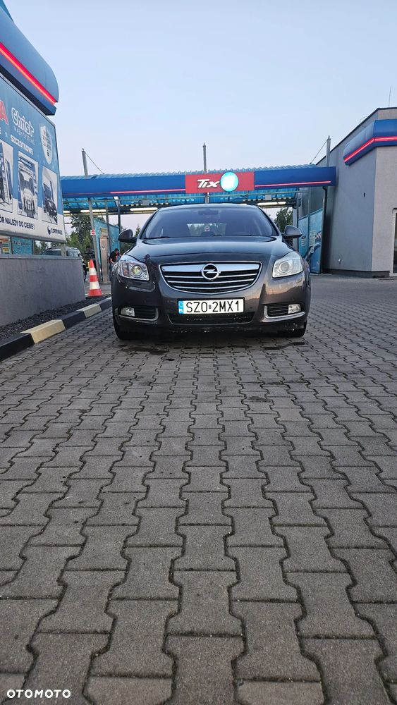 Opel Insignia 2.0 T Cosmo 4x4 - 14