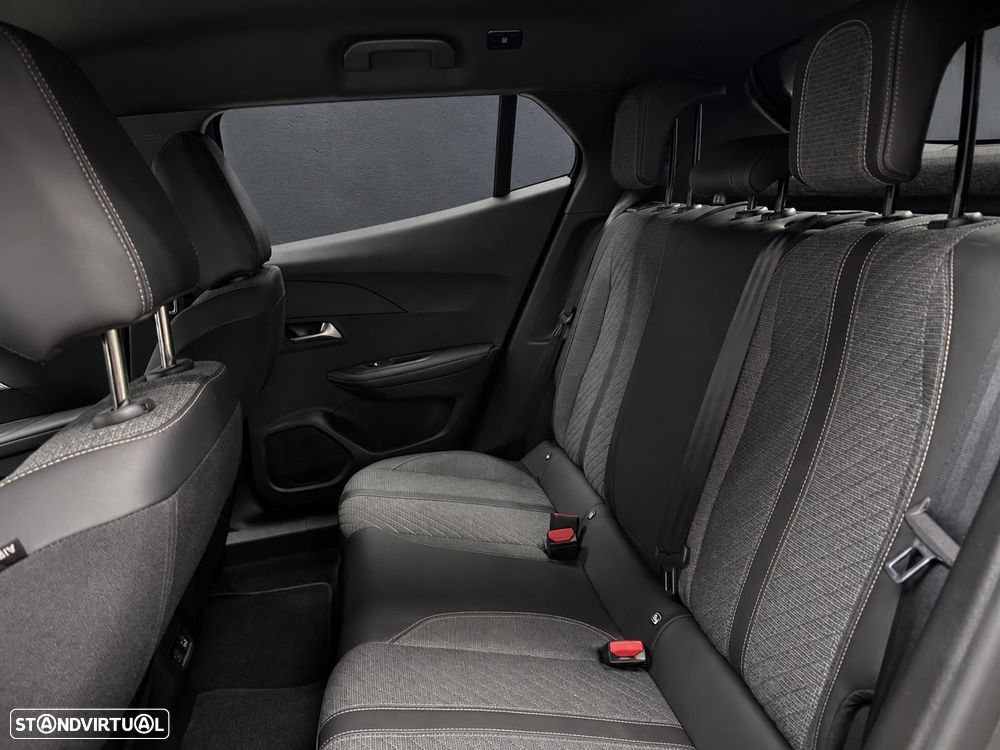 Peugeot 2008 1.2 PureTech Allure - 20