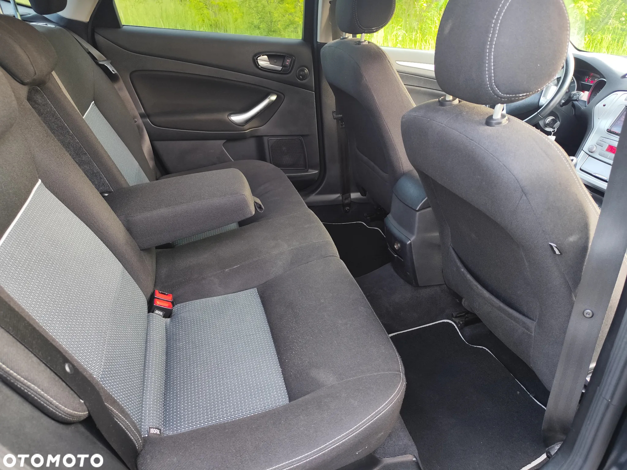 Ford Mondeo - 12