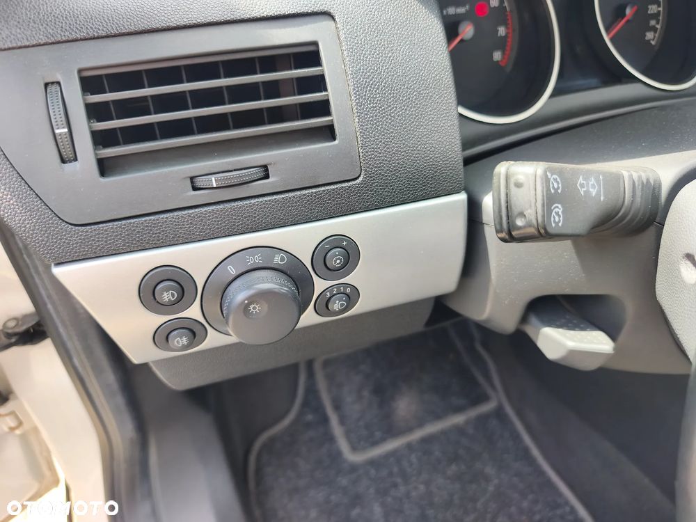 Opel Astra 1.8 Endless Summer - 16
