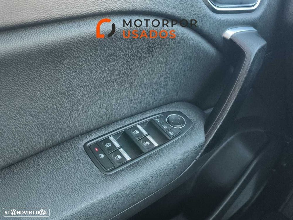 Renault Captur 1.0 TCe Exclusive - 19