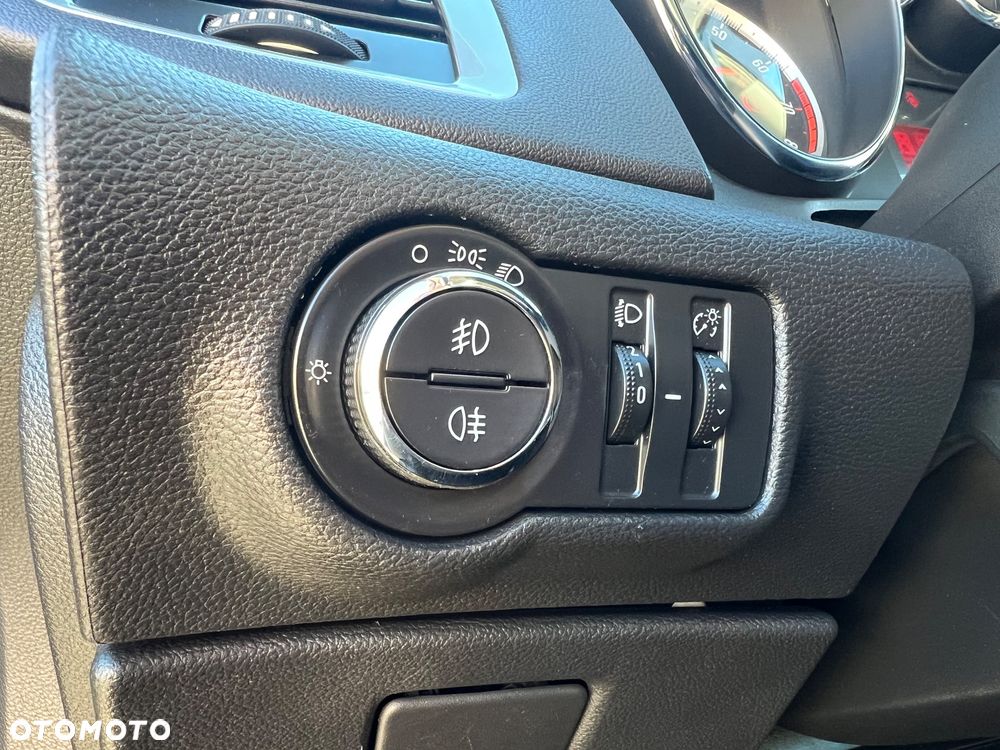 Opel Astra 1.4 Turbo Active - 21