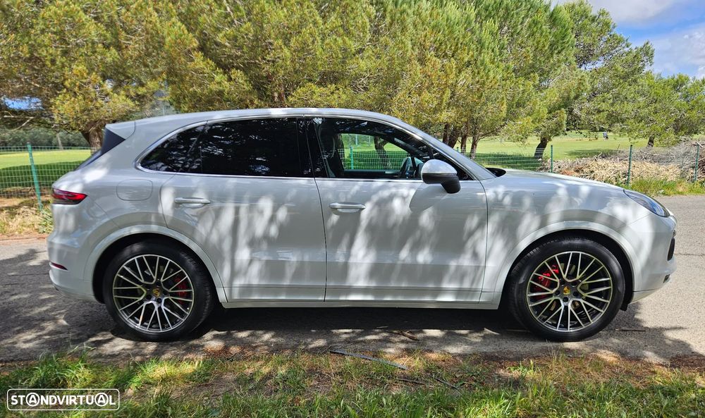 Porsche Cayenne S - 7