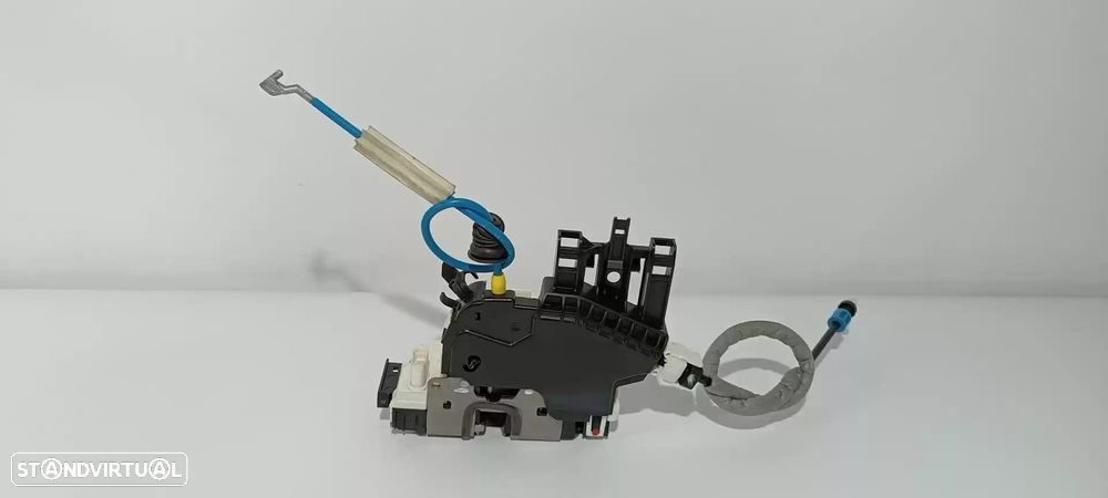 FECHADURA PORTA FRONTAL ESQUERDA MERCEDES-BENZ CLASSE B 2015 -A0997201901 - 1