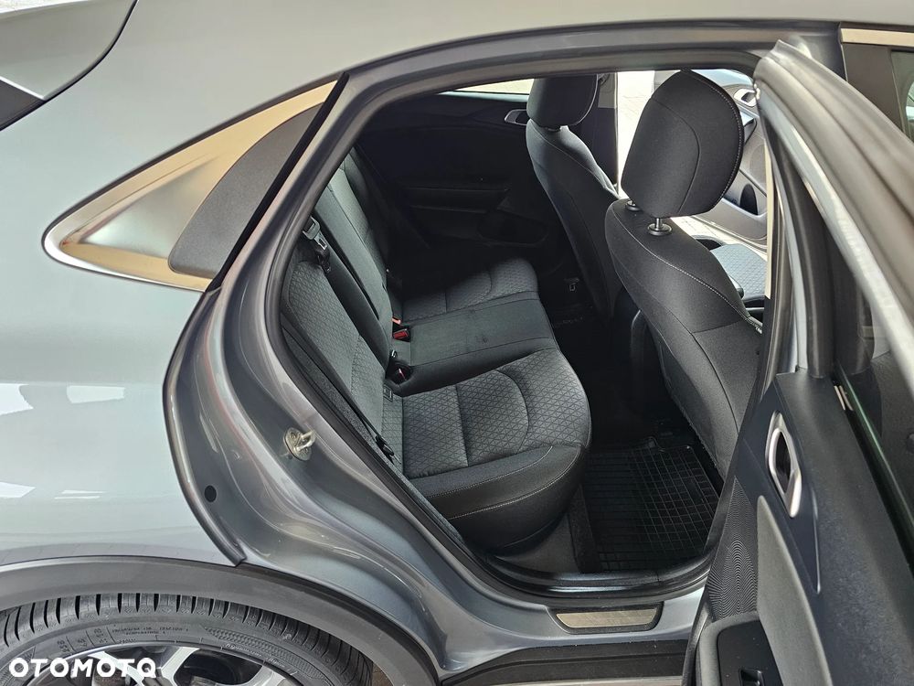 Kia XCeed 1.4 T-GDI L Business Line - 15