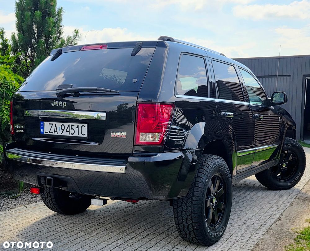 Jeep Grand Cherokee - 27
