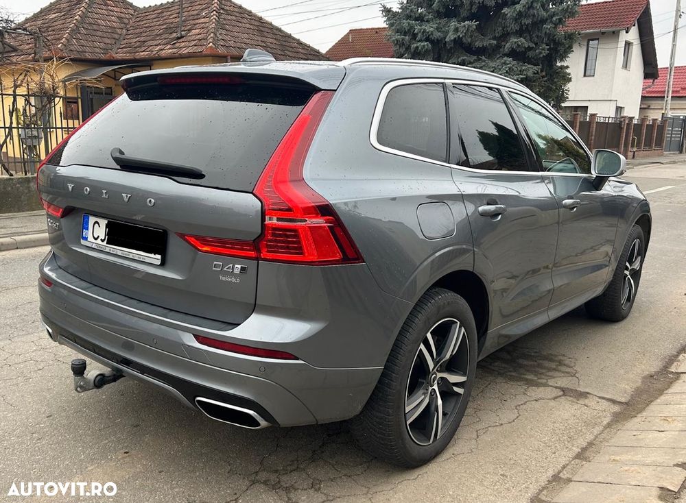 Volvo XC 60 D4 R-Design - 11