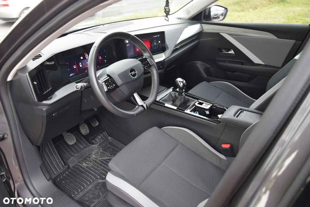 Opel Astra 1.2 T S&S - 10