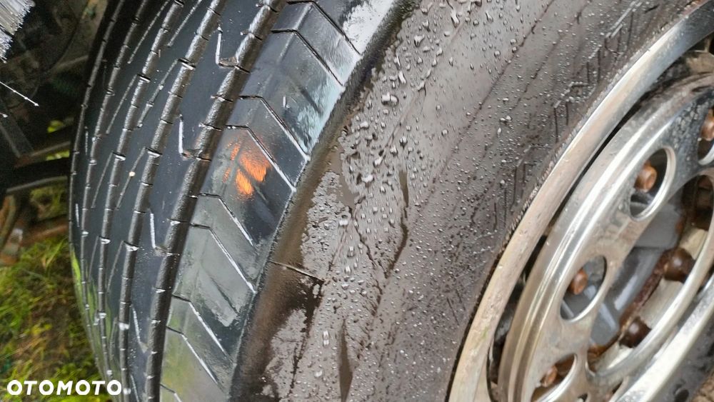 Volvo FM330 6x2 - 11