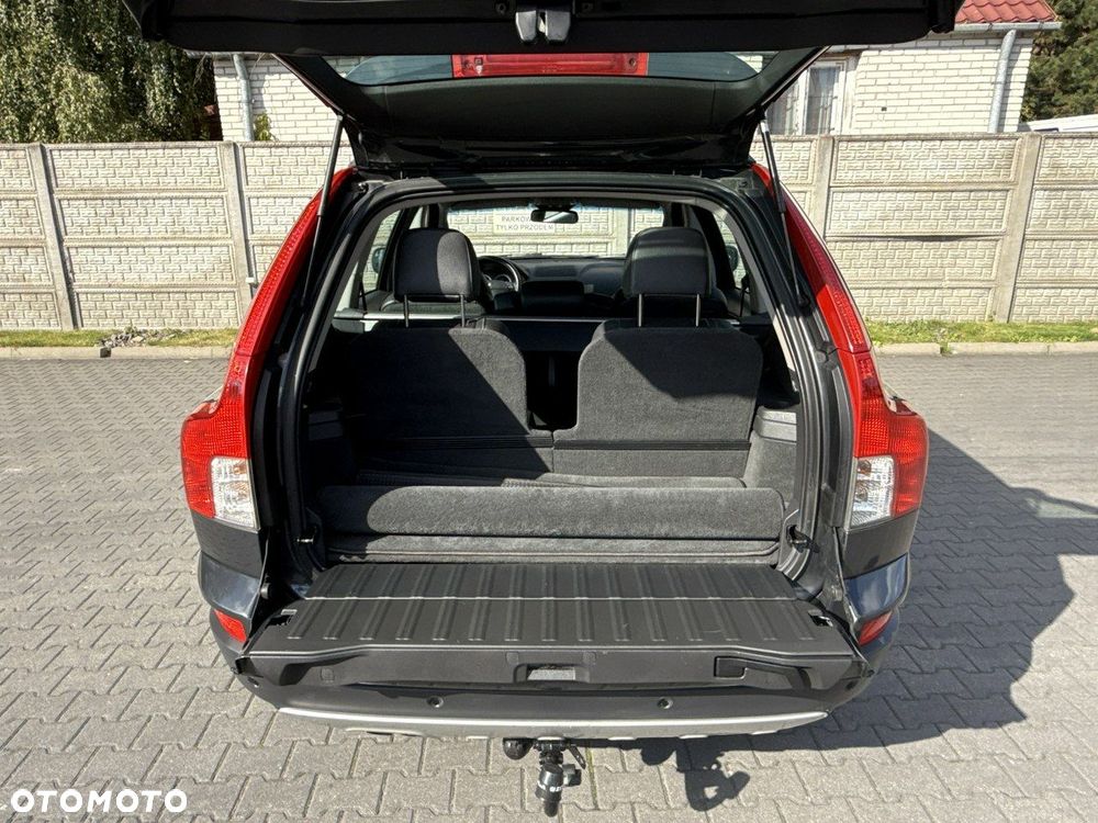 Volvo XC 90 2.4D Momentum - 16