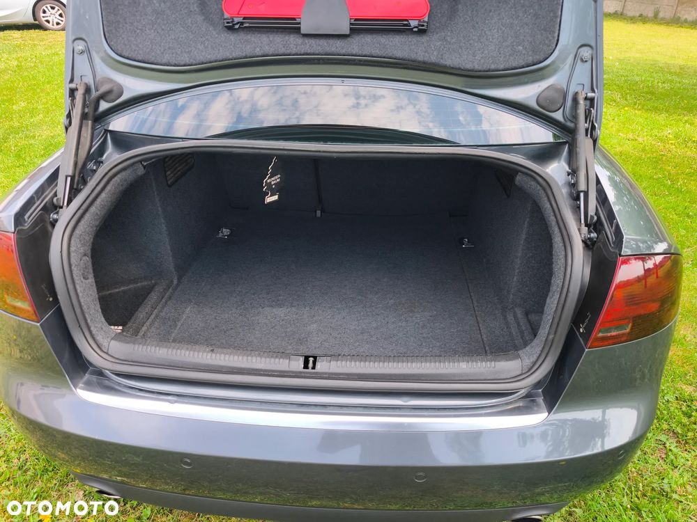 Audi A4 Limousine 1.8 T - 18
