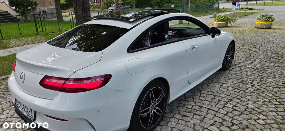 Mercedes-Benz Klasa E 220 d 4-Matic 9G-TRONIC - 2