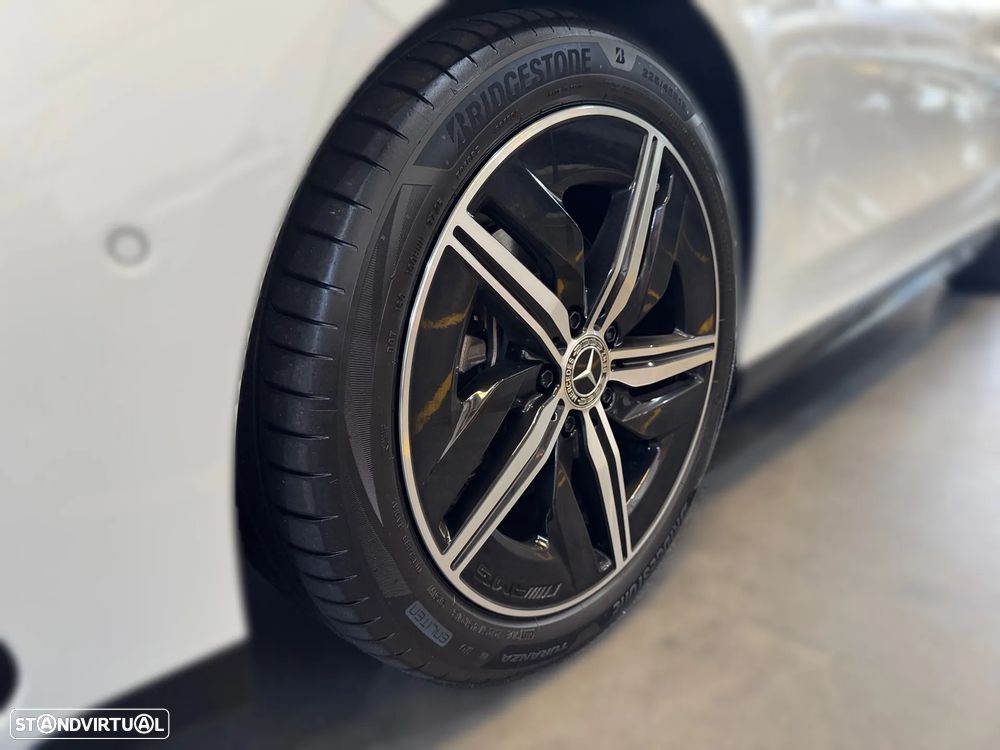 Mercedes-Benz CLA 180 Standard - 10