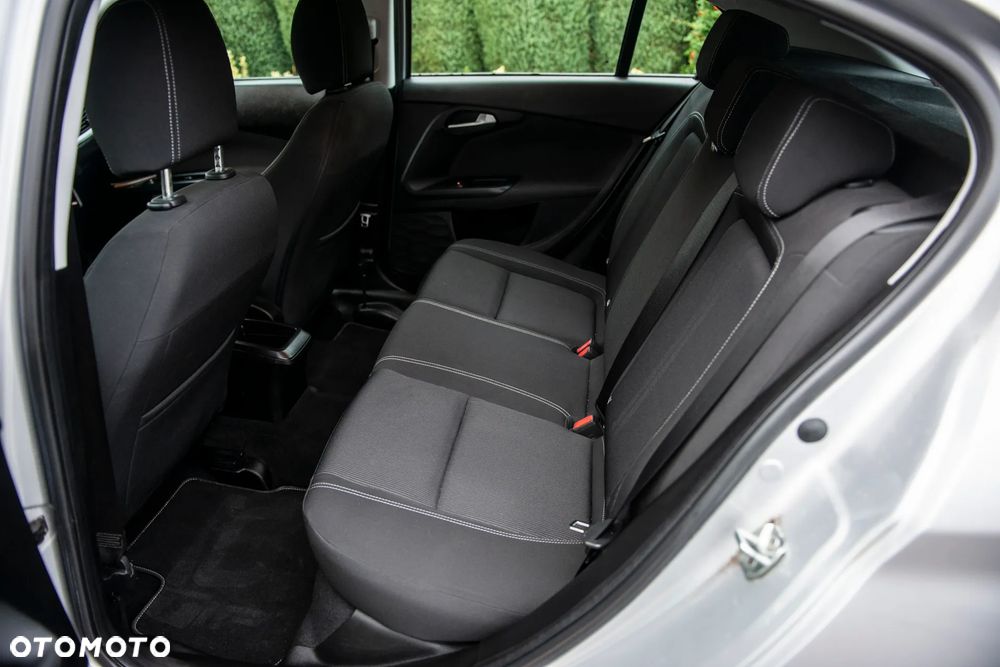 Fiat Tipo 1.4 T-Jet 16v Easy - 30