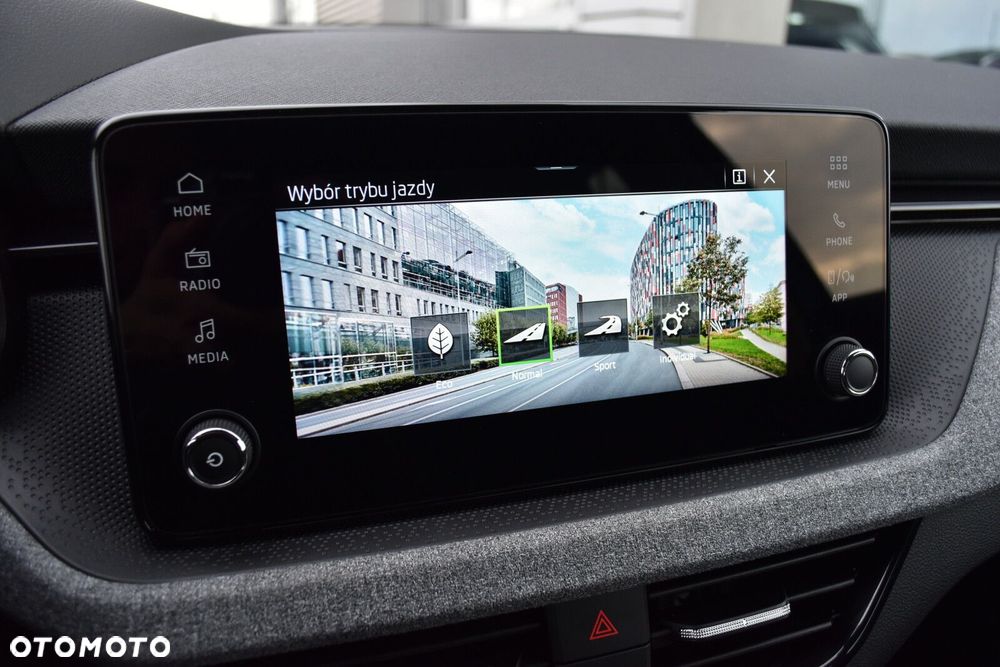 Skoda Kamiq 1.0 TSI Selection DSG - 22