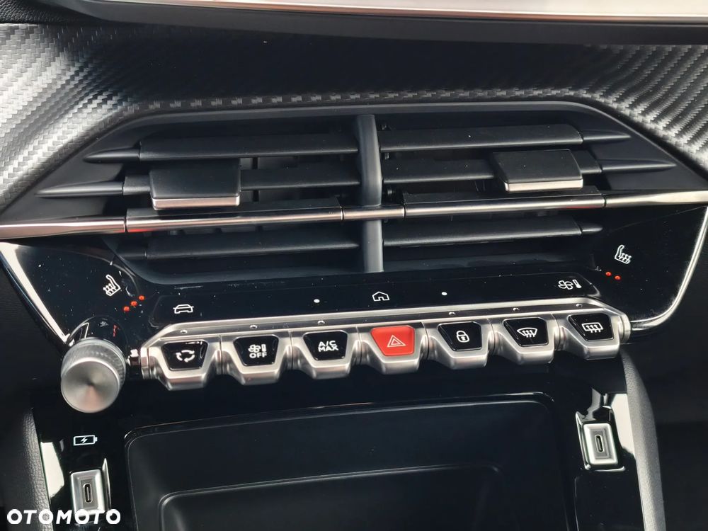 Peugeot 2008 PureTech 100 Style S&S BVM6 - 21