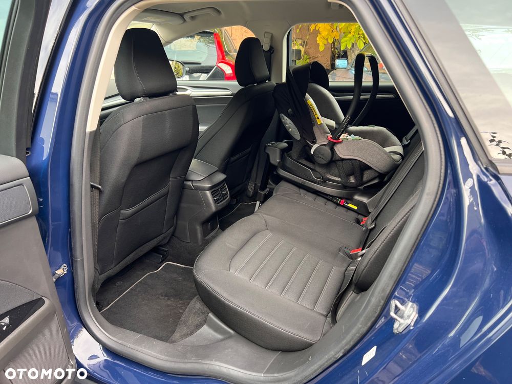 Ford Mondeo - 29