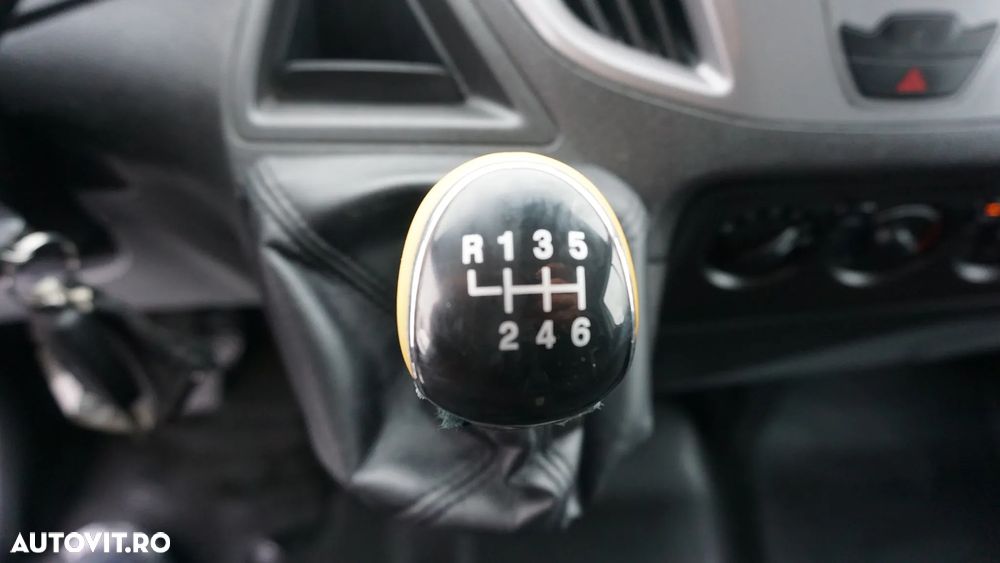 Ford Transit Custom - 23