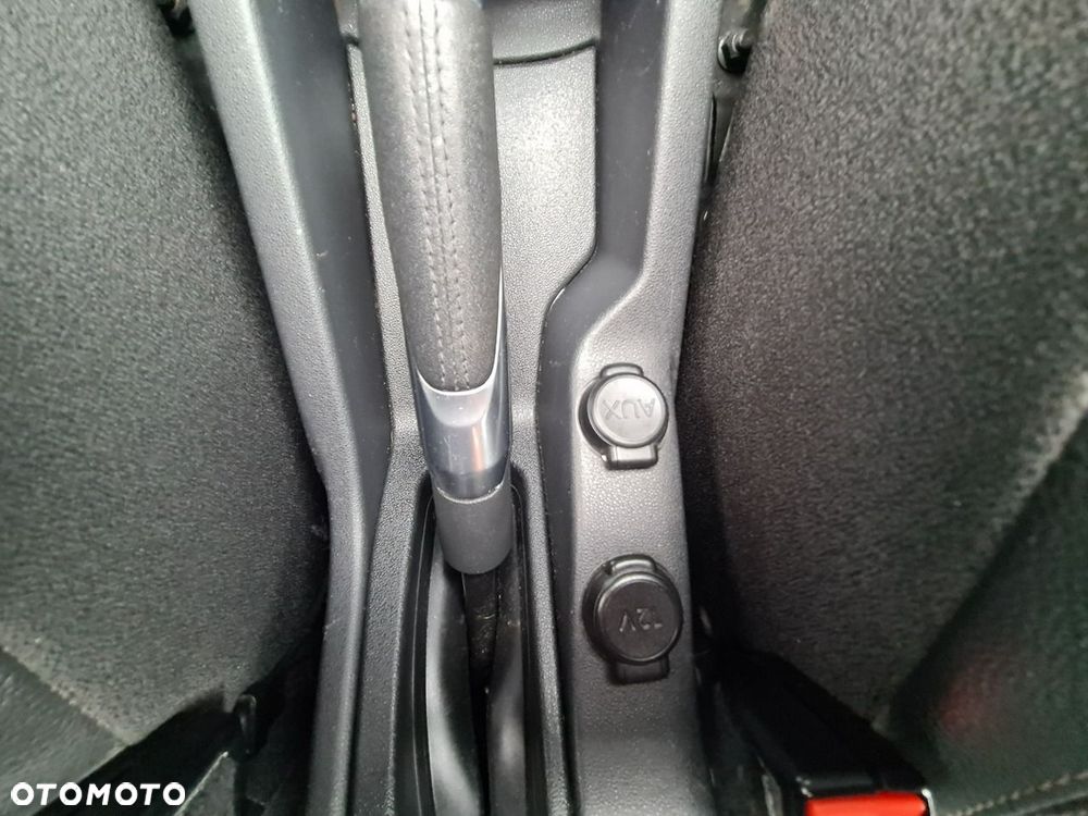 Citroën DS3 1.6 HDi SportChic - 20