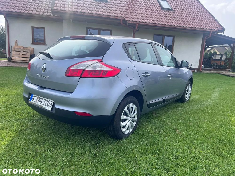 Renault Megane 1.6 16V 110 Authentique - 7