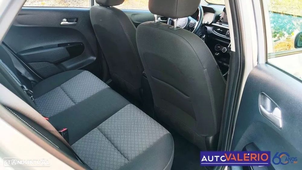 Kia Picanto 1.0 CVVT Urban - 29