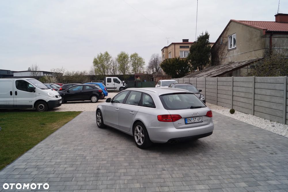 Audi A4 Avant 2.0 TDI DPF Ambition - 27
