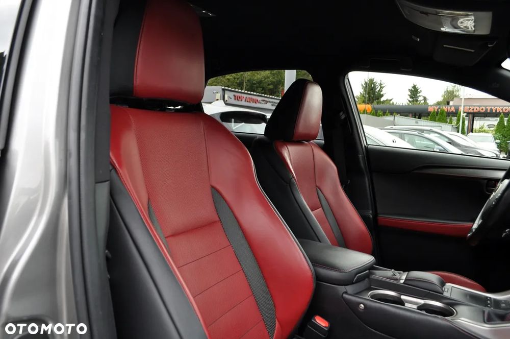 Lexus NX 300h F Sport Edition AWD - 34