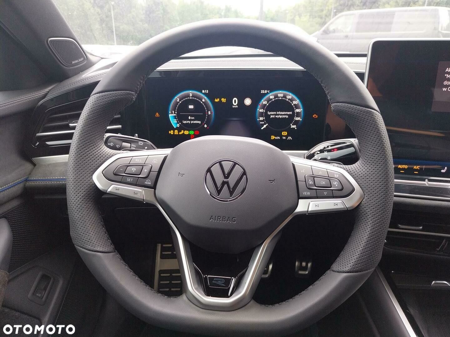 Volkswagen Passat - 14