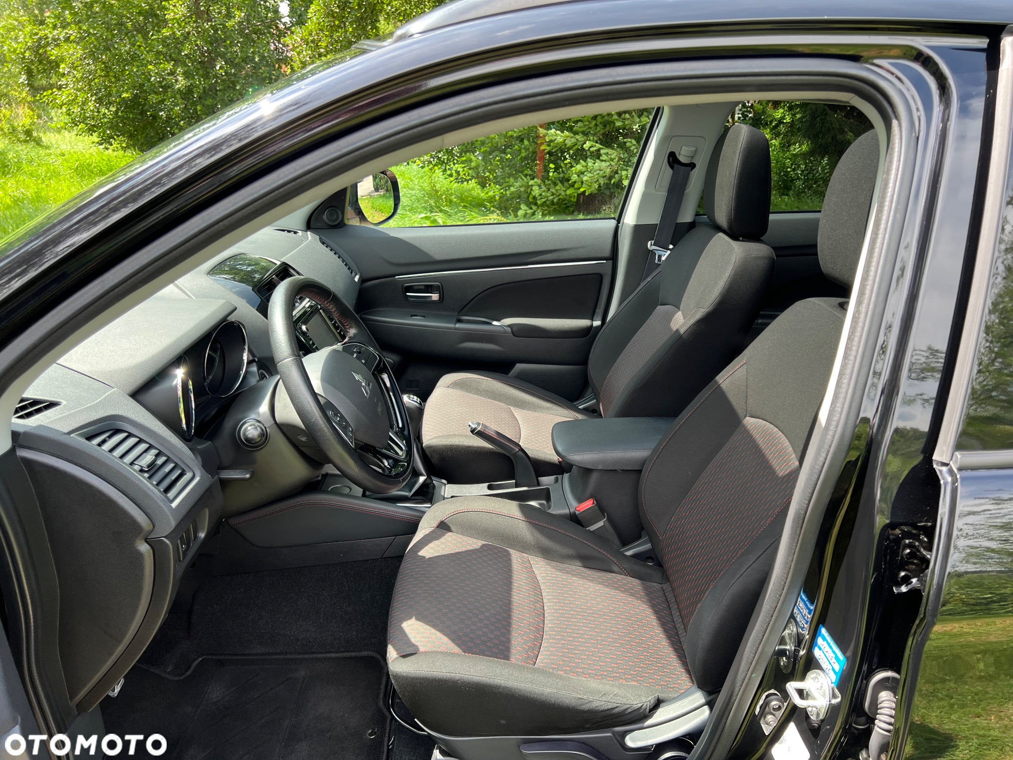 Mitsubishi ASX 1.6 Black Edition - 13