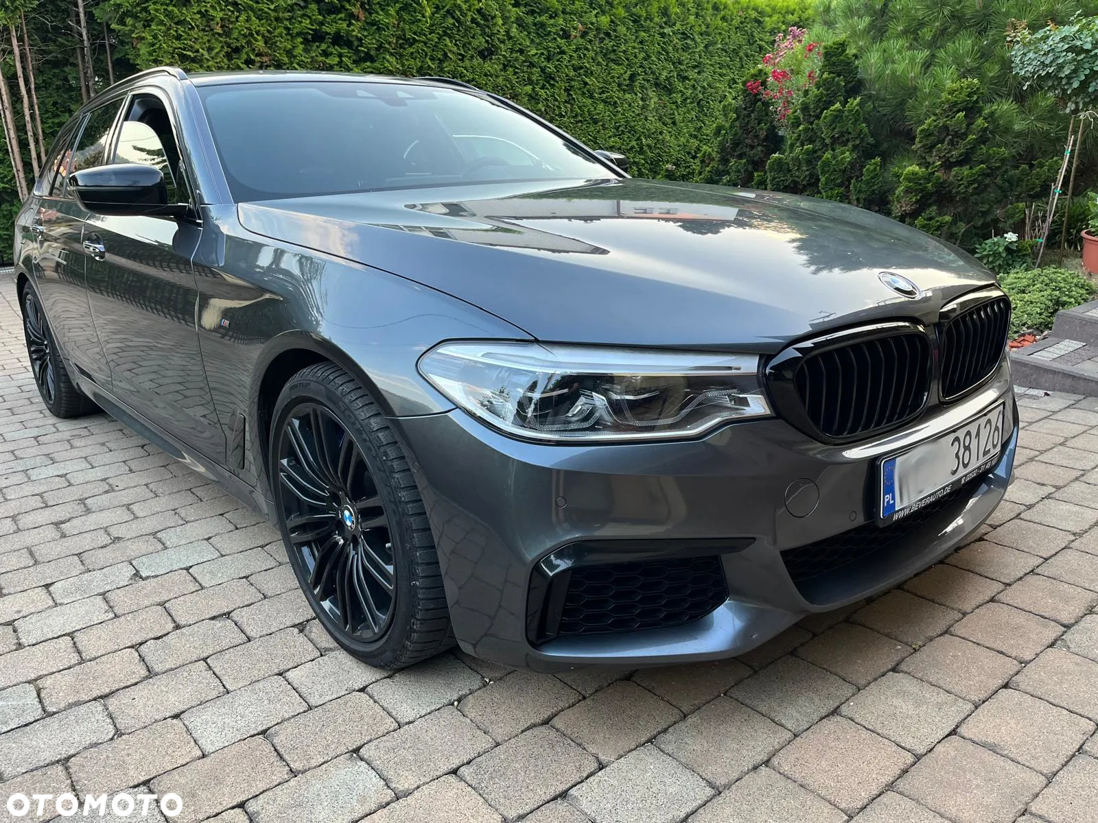 BMW Seria 5 M550d xDrive Touring - 6
