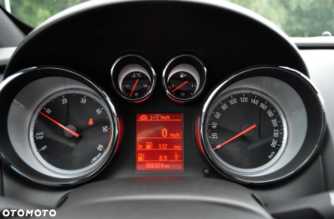 Opel Astra IV GTC 2.0 CDTI Bi-Turbo S&S - 26