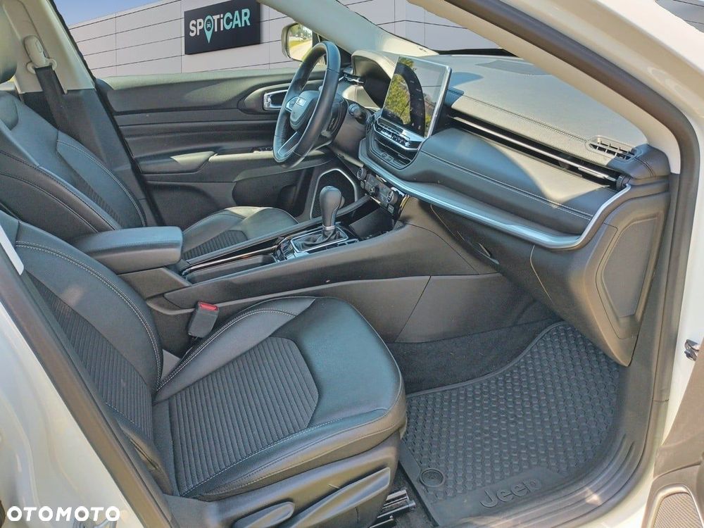 Jeep Compass - 15