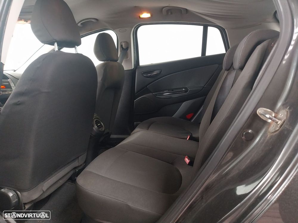 Fiat Bravo 1.6 M-Jet Dynamic - 8