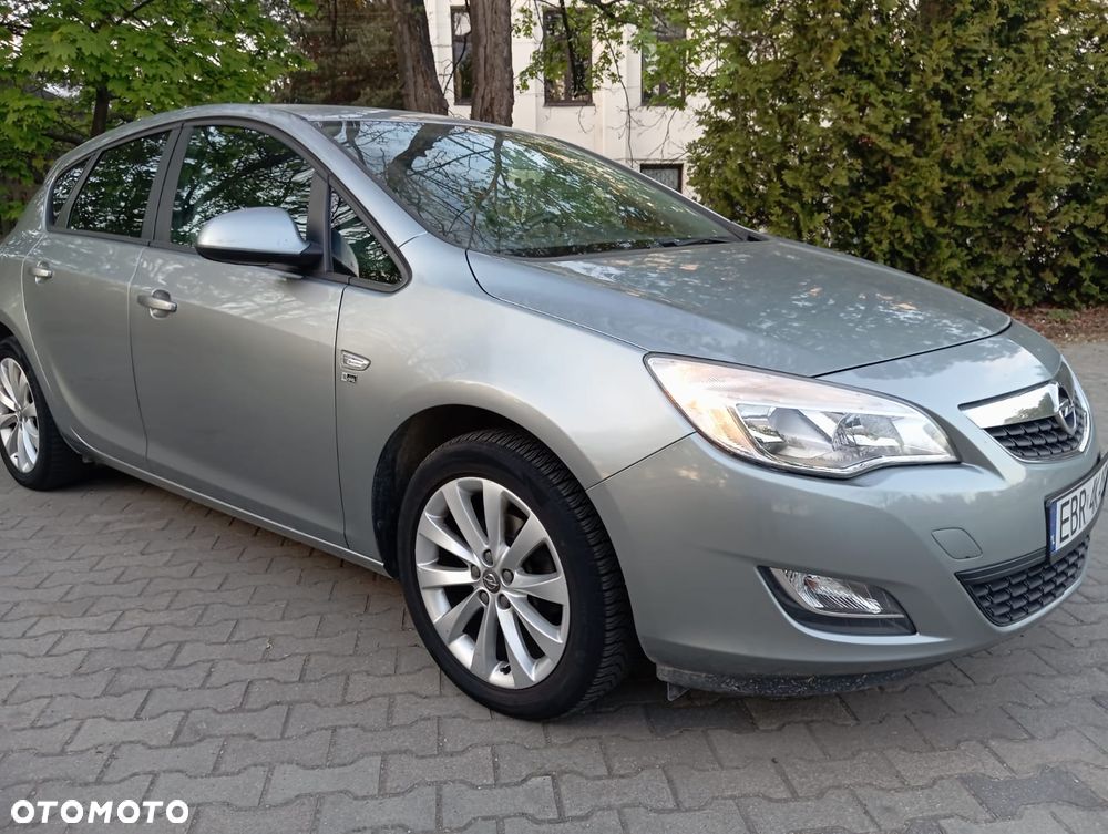 Opel Astra 1.4 EcoFLEX 150 Jahre - 15
