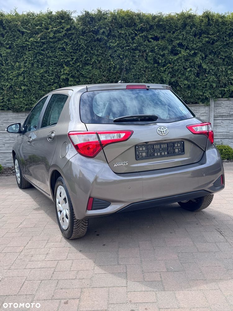 Toyota Yaris - 2