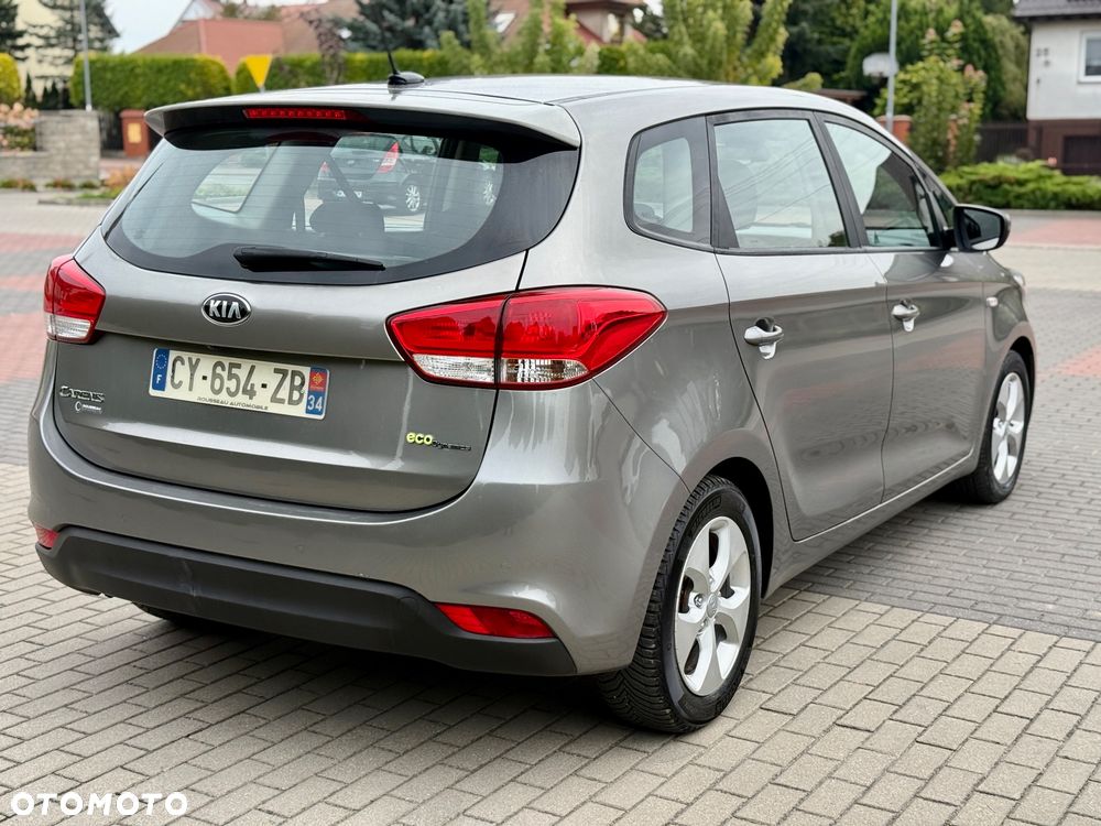 Kia Carens 1.7 CRDi 115 Fifa World Cup Edition - 16